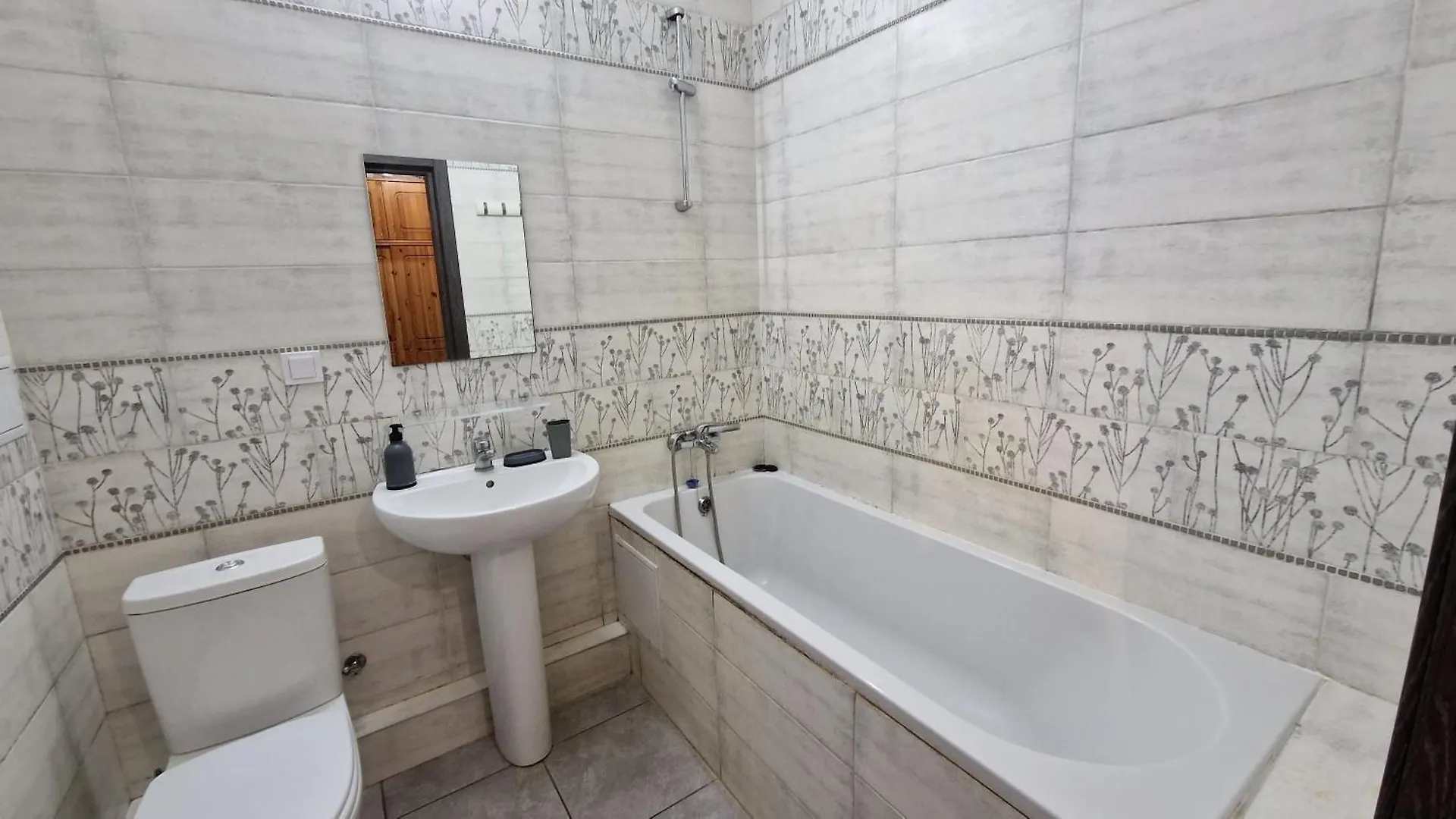 Затишна Та Романтична Квартира На 5-Му Поверсі В Новому Будинку Appartement Kiev Oekraïne